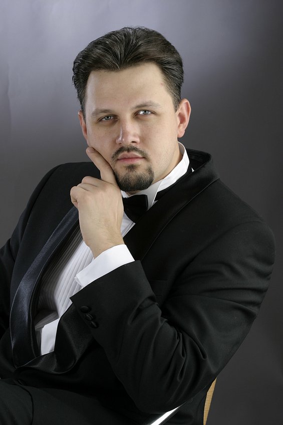 Алексей Тихомиров